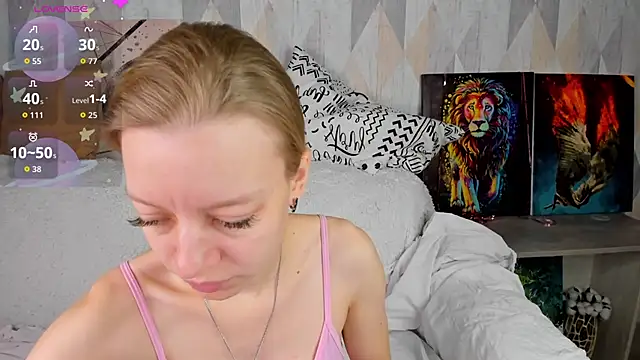 Michelle Blond online show from October 15, 9:34 am