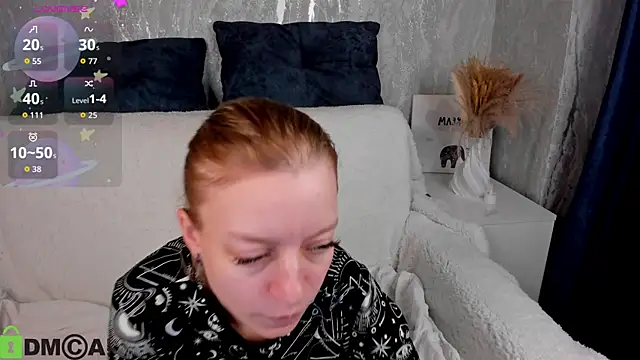 Michelle Blond online show from September 30, 8:20 am