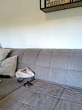 Secret couple  online show from April 26, 10:02 am