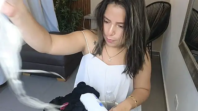 Sharlotte Milk online show from October 27, 11:06 am