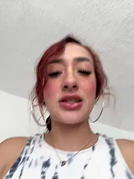 ariiel  online show from April 25, 8:28 pm