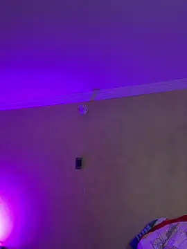 aurora divine online show from February 8, 1:59 pm