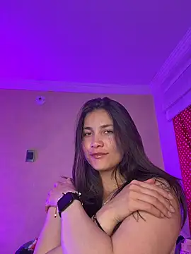 aurora divine online show from March 2, 10:04 pm