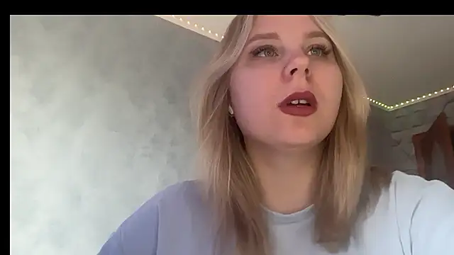 Thalia  Star online show from April 28, 9:02 am