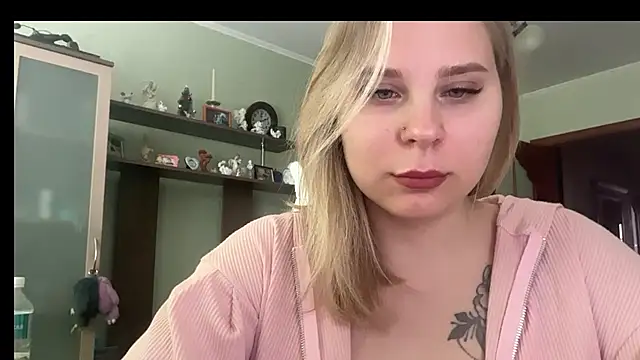 Thalia  Star online show from March 28, 10:59 am