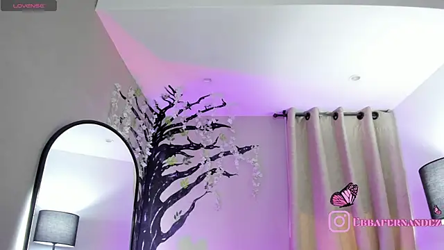 ebbafernandez  online show from April 28, 12:09 pm