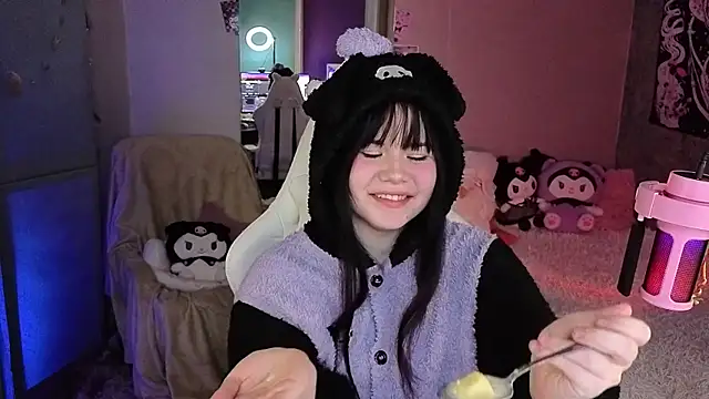 ClaireFaers  online show from January 14, 10:15 pm