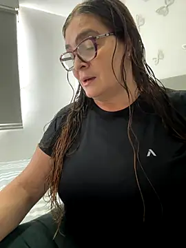 AntonellaAlondra4 online show from November 27, 2:53 pm