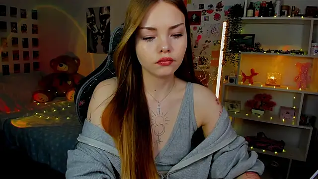 AkiraKatsu online show from November 16, 11:10 am