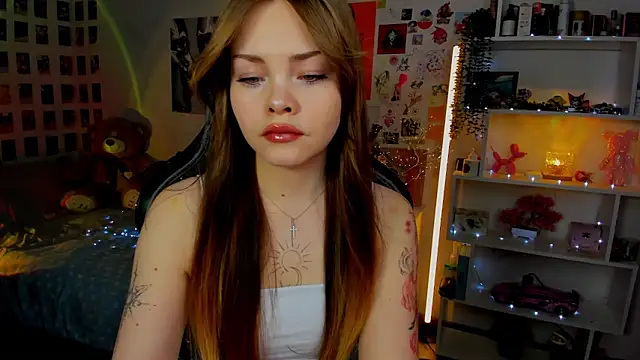 AkiraKatsu online show from December 20, 11:14 am