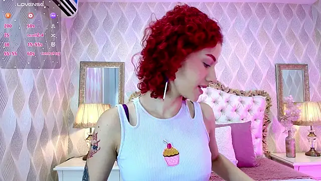Snapshot of Ivy_Starr1 chatting on September 22, 1:53 pm Ivy Starr1 online show from September 22, 1:53 pm