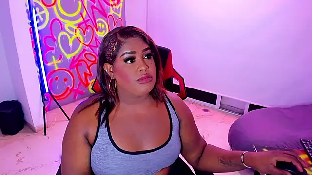 GEANNAROSE online show from February 13, 4:36 am