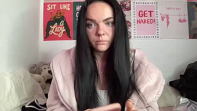 yorkshiregal online show from February 21, 8:04 am