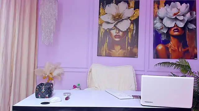 CarlaWhite online show from April 24, 3:31 am