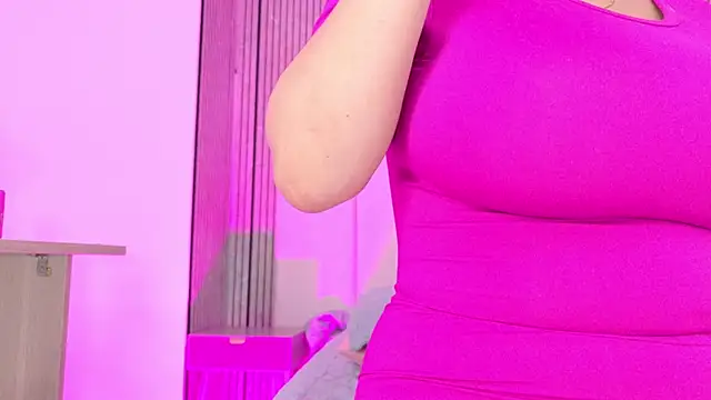 Sofia martiin online show from April 25, 3:09 am