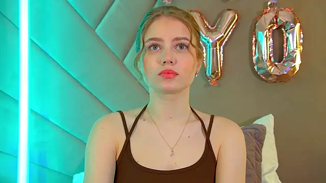 SelinSwarovski online show from February 24, 5:11 pm