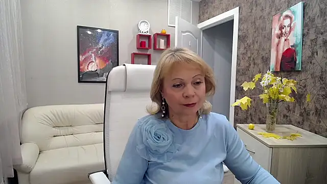 Milla Cutie18 online show from October 7, 5:56 am