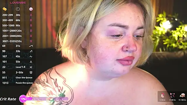 ZaraReignn online show from November 5, 1:38 pm