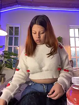 ShyVibes  online show from October 20, 7:50 pm