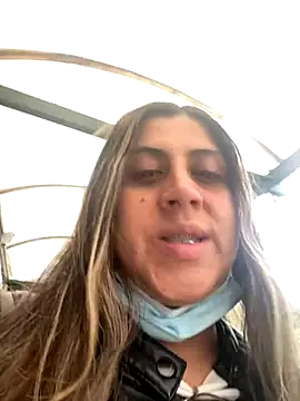 Snapshot of girl_anni chatting on September 9, 6:41 pm girl anni online show from September 9, 6:41 pm