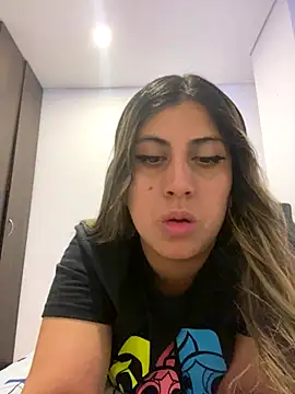 Snapshot of girl_anni chatting on October 13, 8:55 pm girl anni online show from October 13, 8:55 pm