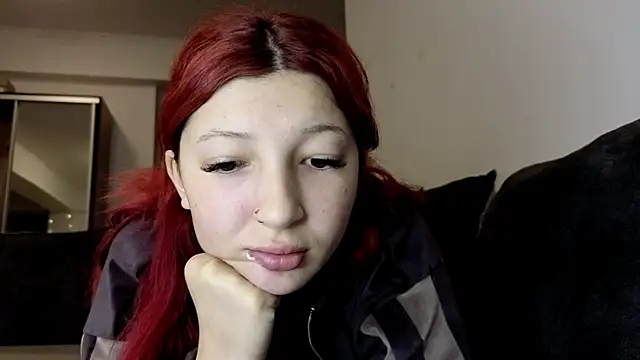 Snapshot of Alissa_kiss chatting on October 5, 5:18 pm Alissa kiss online show from October 5, 5:18 pm