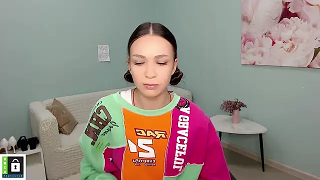 AmyJonas online show from December 4, 11:12 am