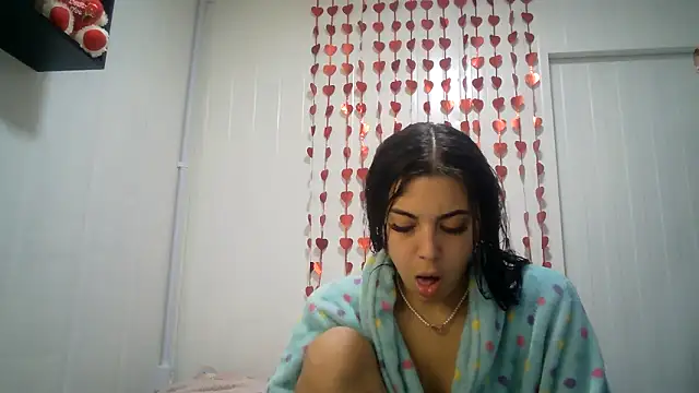 Snapshot of isabella048 chatting on September 23, 11:58 pm isabella048 online show from September 23, 11:58 pm