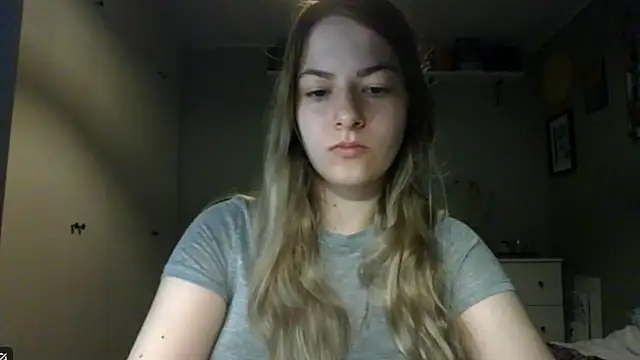 Snapshot of ROSIEx_sweet chatting on October 17, 7:00 am ROSIEx sweet online show from October 17, 7:00 am