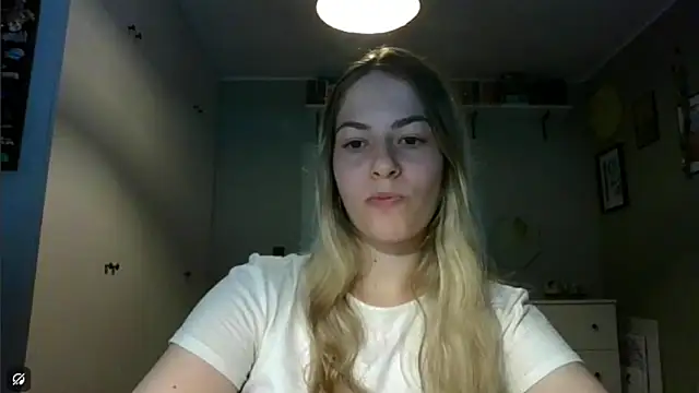 Snapshot of ROSIEx_sweet chatting on September 19, 7:40 am ROSIEx sweet online show from September 19, 7:40 am