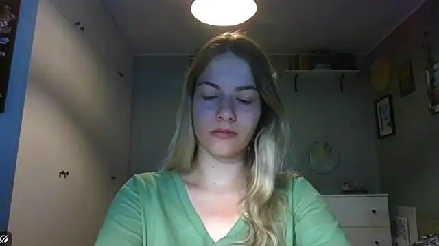 Snapshot of ROSIEx_sweet chatting on September 12, 6:57 am ROSIEx sweet online show from September 12, 6:57 am