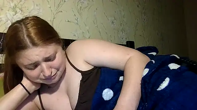 kila lo online show from April 21, 6:48 pm