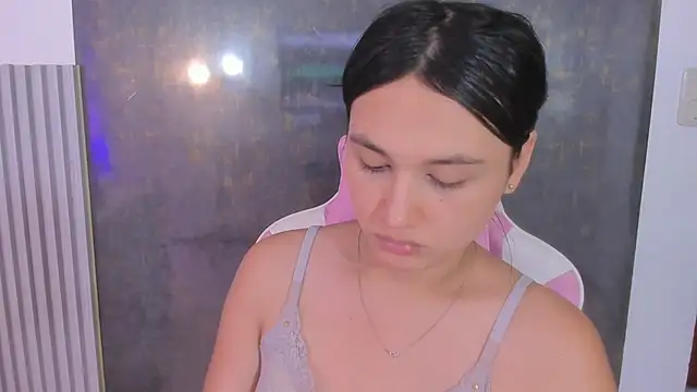 lana boomer online show from April 24, 8:22 pm