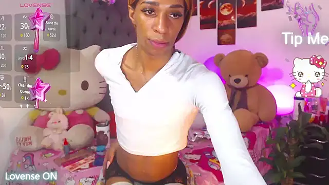 lucianadolll online show from April 24, 1:19 am