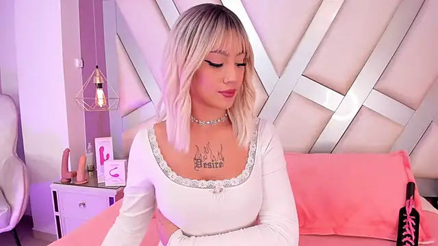 MadissonRey online show from January 15, 12:55 pm