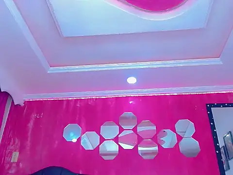 Snapshot of TiffanyMackensyy chatting on October 31, 4:36 am TiffanyMackensyy online show from October 31, 4:36 am