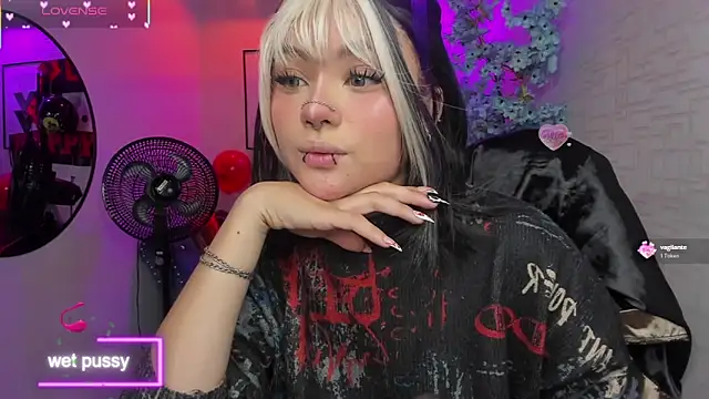 Theia moon online show from November 3, 1:15 pm