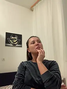 MiraMiss online show from April 20, 6:22 pm