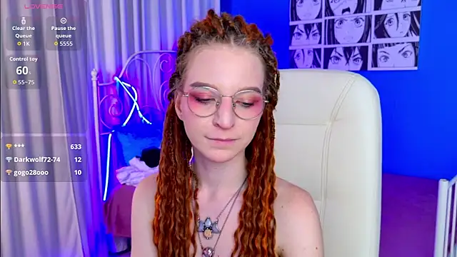 VioletShine online show from October 9, 5:06 pm