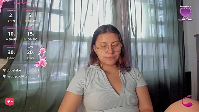Snapshot of Noellesable chatting on October 10, 5:40 pm Noellesable online show from October 10, 5:40 pm