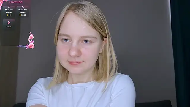 OdelinaFicken online show from March 6, 8:20 am