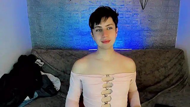 Oxana-Novikov online show from May 21, 10:41 pm
