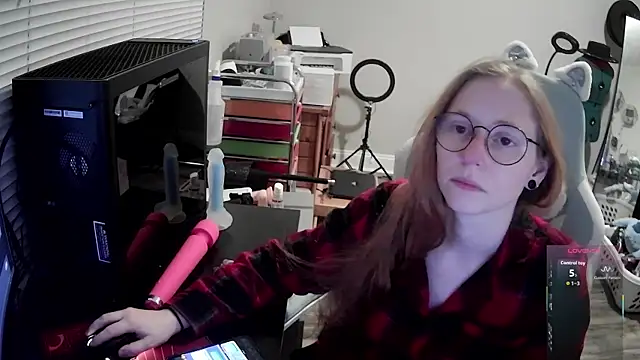 LilyFoxxx online show from January 19, 6:20 am