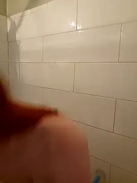 LilyFoxxx online show from April 1, 5:41 am