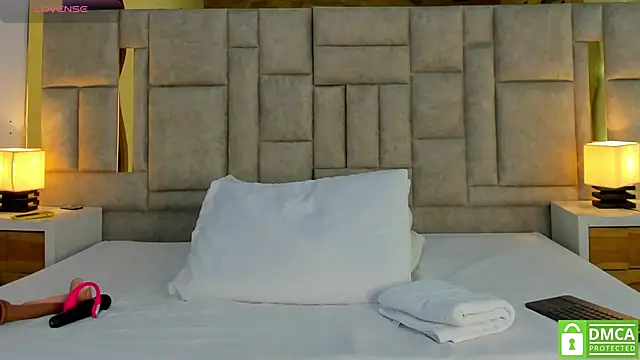 valtira nova online show from April 19, 7:38 pm