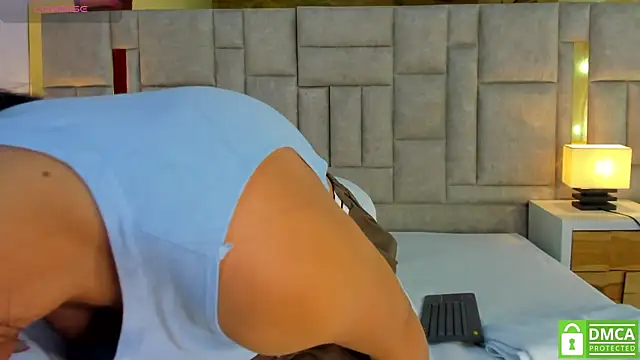 valtira nova online show from April 20, 7:39 pm