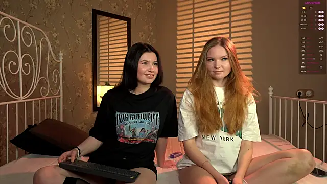 Hidden boobs online show from January 13, 8:40 am