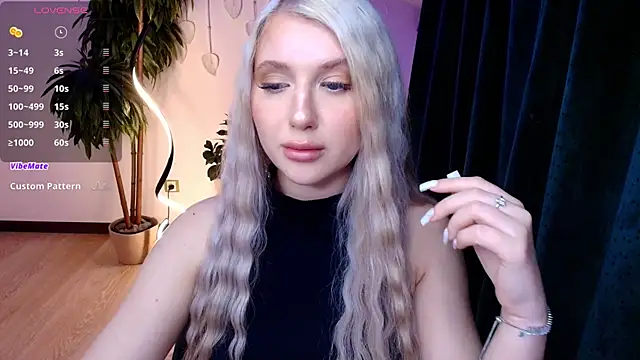 Evacadooo online show from April 23, 3:47 am