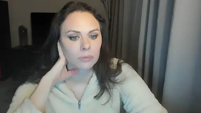 MollyCheiz online show from April 25, 7:22 pm