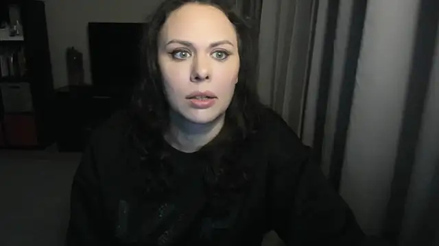 MollyCheiz online show from April 26, 9:23 pm